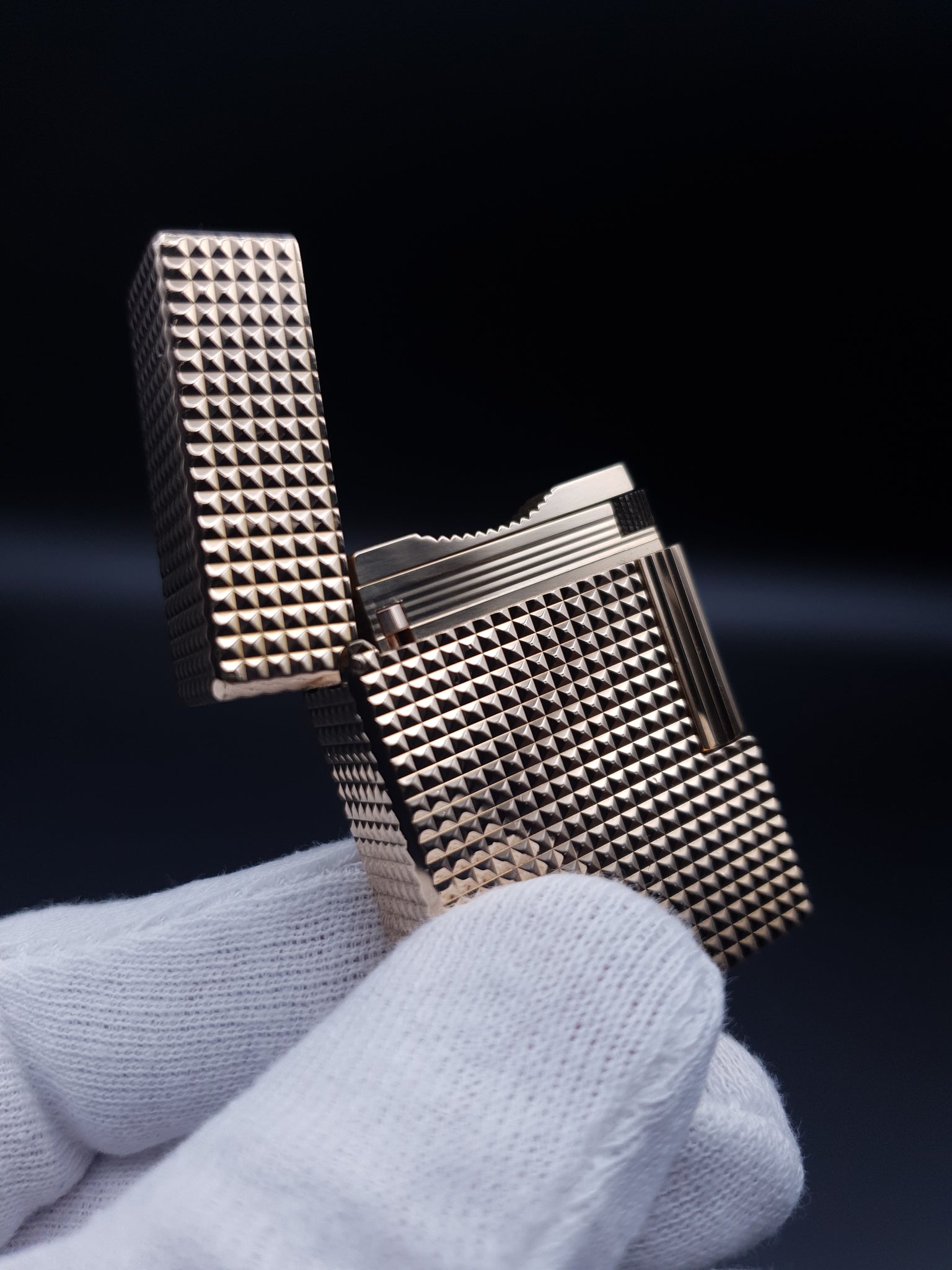 Rare Small Diamond Heat Gold S . T. Dupont Ligne 1 Type BR Lighter 60's