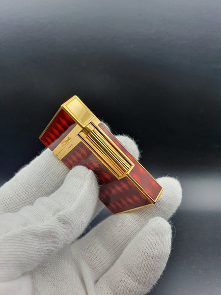 Rare Vertigo 2 Red Chinese Laquer S. T. Dupont Ligne 2 Montparnasse Limited Edition Lighter