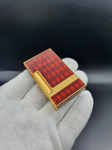 Rare Vertigo 2 Red Chinese Laquer S. T. Dupont Ligne 2 Montparnasse Limited Edition Lighter