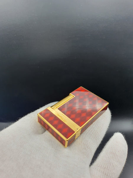 Rare Vertigo 2 Red Chinese Laquer S. T. Dupont Ligne 2 Montparnasse Limited Edition Lighter