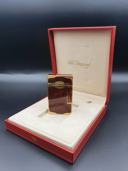 Dual Flame Cigar Gold S. T. Dupont Ligne 2 Maduro Oscuro Chinese Laqcuer Lighter