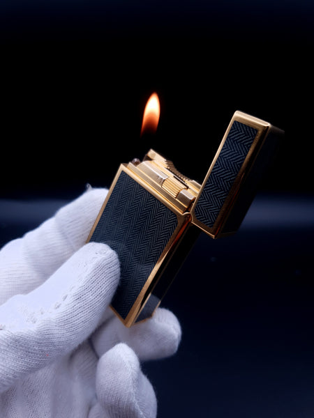 Very Rare Grey / Blue Chinese Lacquer S. T. Dupont Ligne 1 Gold Plated Lighter
