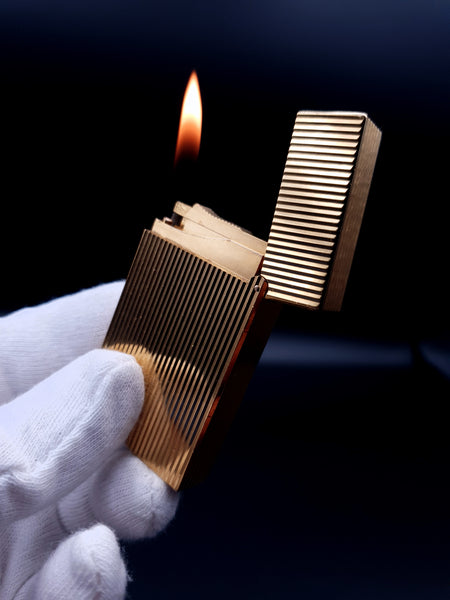 Rare 18K Yellow Gold S. T. Dupont Ligne 2 Continuous and Loud Ping Sound Lighter