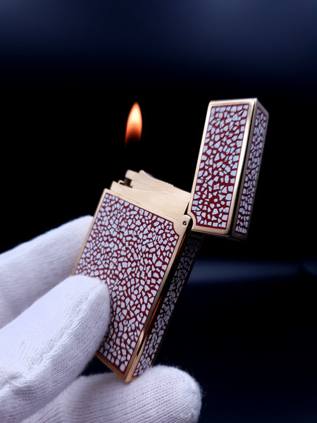 Rare 18K 750 Gold S. T. Dupont Line Ligne 2 Red Chinese Lacquer EggShell by Bologna Maki-e Lighter