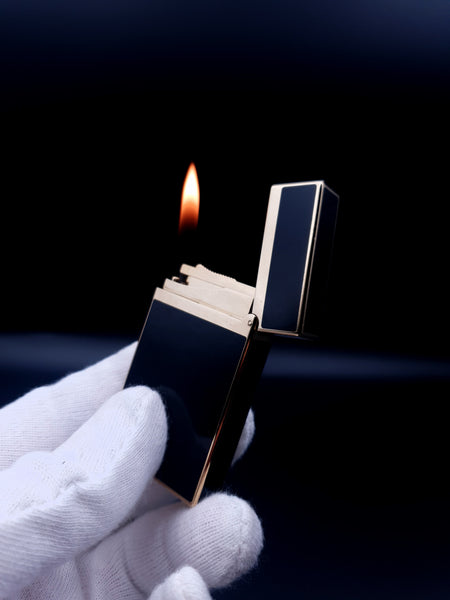 Gold S. T. Dupont Ligne 2 Black Chinese Lacquer Montparnasse Lighter 90's