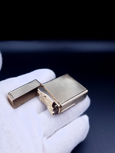 Rare Small Oval Heat Gold S . T. Dupont Ligne 1 Type BS Lighter 60's