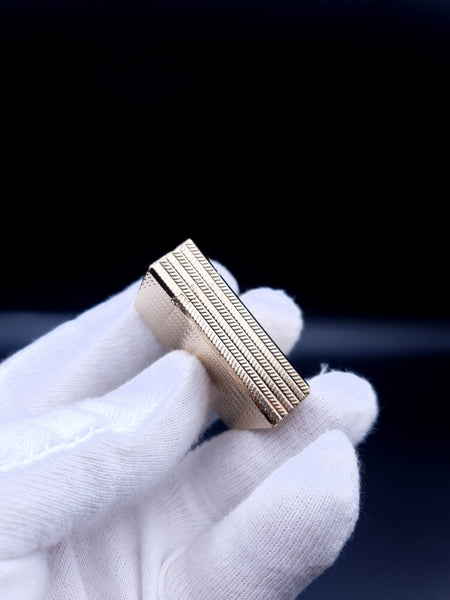 Rare Small Gold Chevron Pattern S . T. Dupont Ligne 1 Type BR Lighter 90's