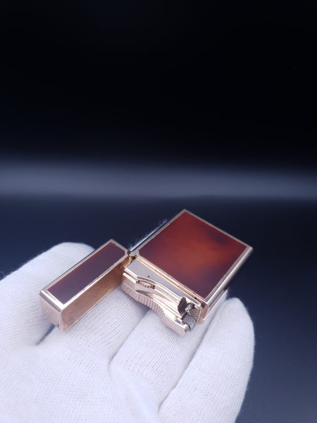 Small Red Chinese Laquer Gold S . T. Dupont Ligne 1 Type BS Rare 60's Lighter